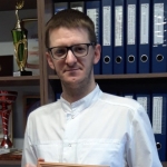 Максим Степанов, 215 группа, с дипломом